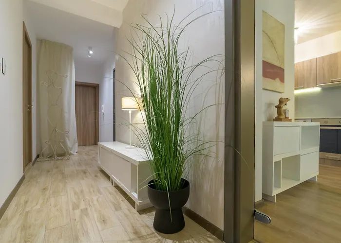 мarelis Luxe Port דירה