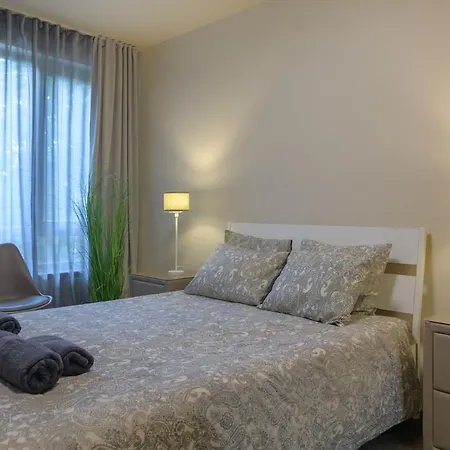 мarelis Luxe Port Appartement *