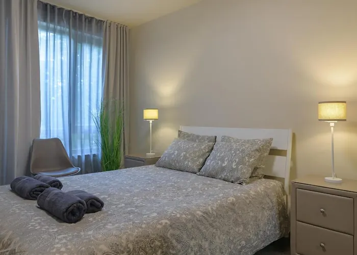 мarelis Luxe Port アパート *