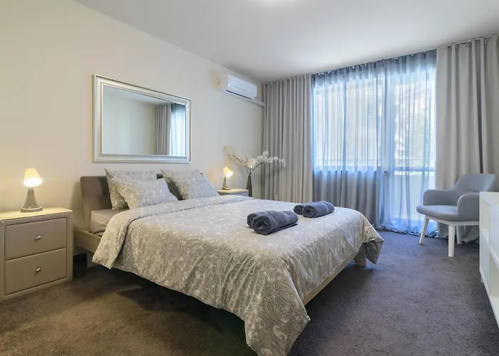 мarelis Luxe Port * ヴァルナ